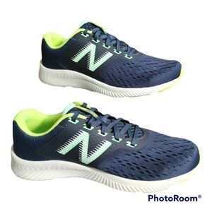 New Balance DRFT athletic running shoes women size 8 Blue